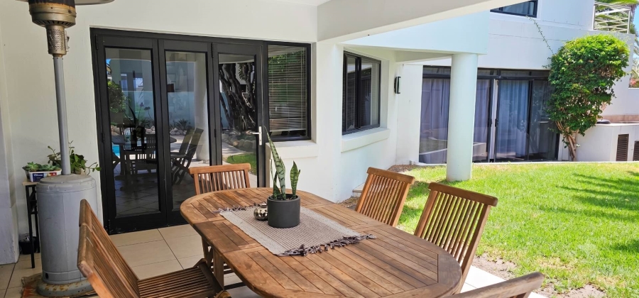 To Let 4 Bedroom Property for Rent in Sunset Beach Western Cape